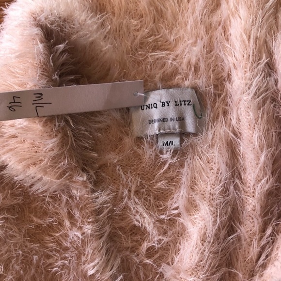 NWT Baby Pink Fuzzy Collared Sweater - Picture 3 of 4